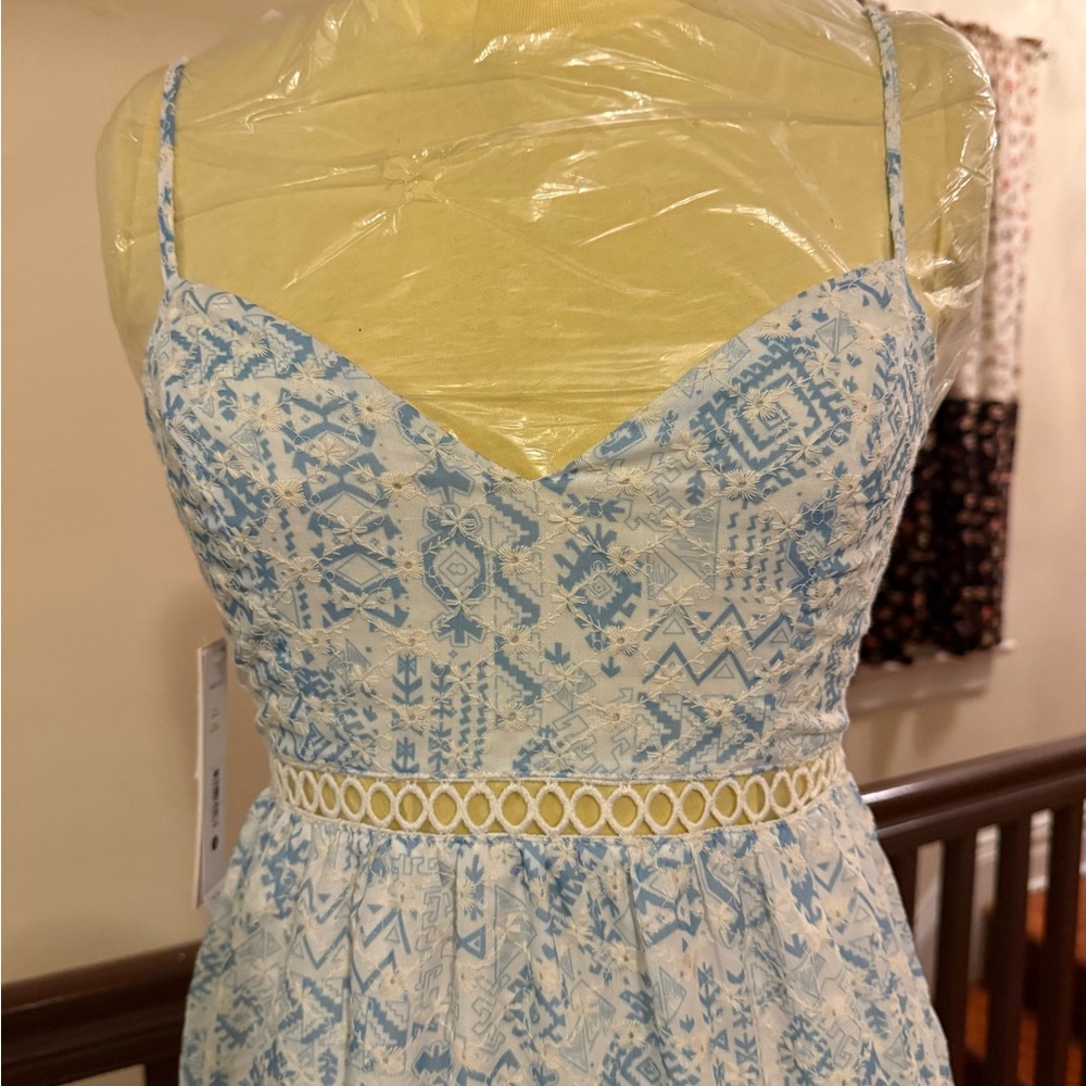 Aqua 100% Bloomingdale’s exclusive Elegant Blue and White Eyelet Dress - Picture 2 of 13